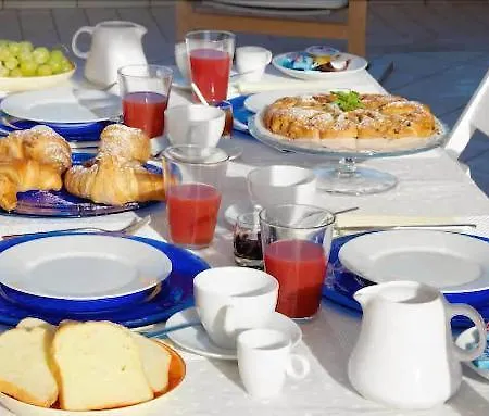 La Terra Dei Mari & Relax Oda ve Kahvaltı 3*