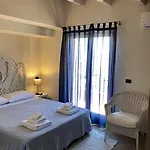 La Terra Dei Mari & Relax Alojamento de Acomodação e Pequeno-almoço