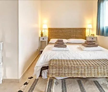 La Terra Dei Mari & Relax Bed & Breakfast 3*